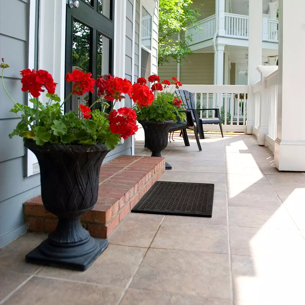 Sonoma Goods For Life® Ultimate Performance Dots Doormat - Image 3