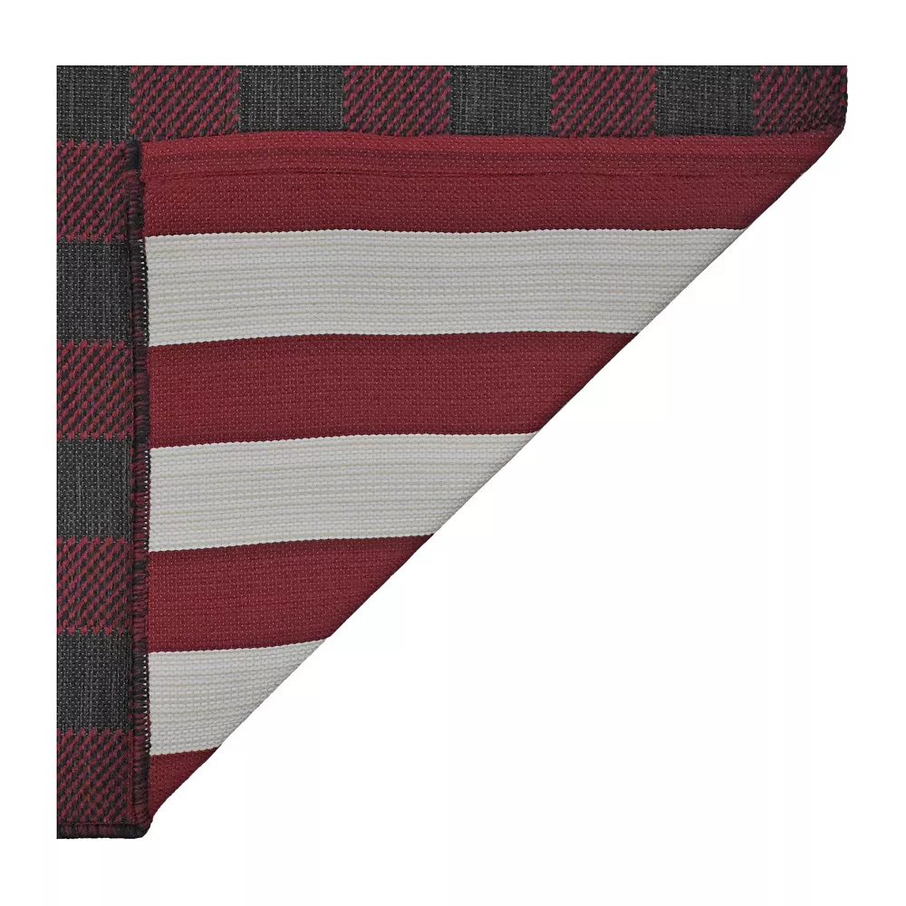 Sonoma Goods For Life® Reversible Layering 24'' X 36'' Indoor Outdoor Rug - Image 3