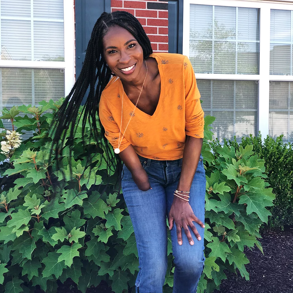 Women's Sonoma Goods For Life® Everyday Adaptive & Easy Dressing V-Neck Long Sleeve Top - Image 3